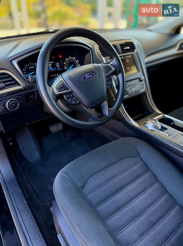 Седан Ford Fusion 2016 в Днепре