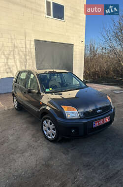 Хетчбек Ford Fusion 2007 в Хоролі