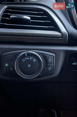 Седан Ford Fusion 2015 в Тернополе