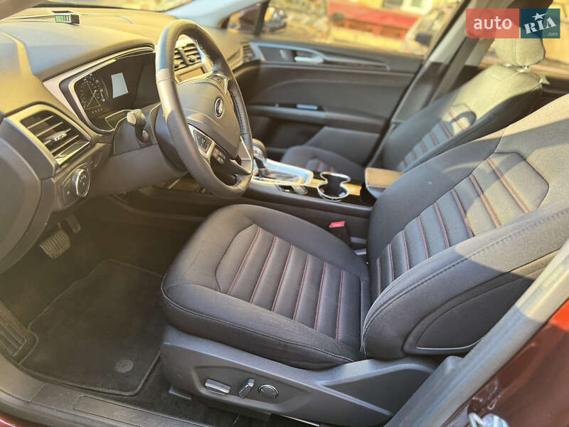 Седан Ford Fusion 2015 в Киеве фото 13 Седан Ford Fusion 2015 в Киеве