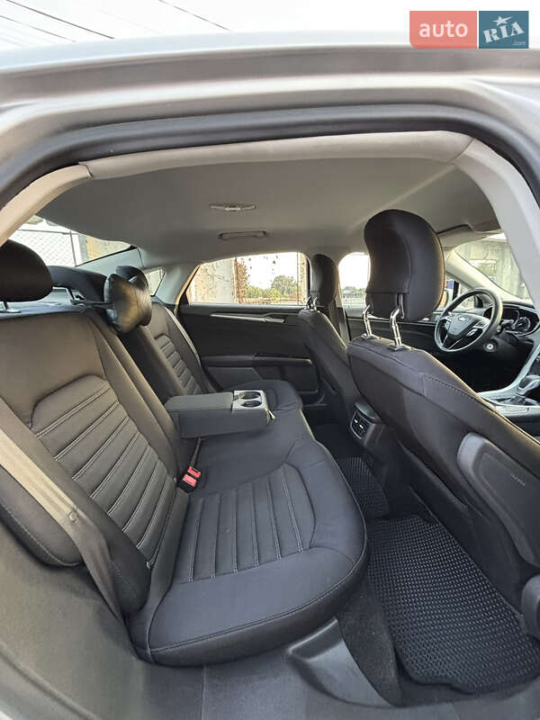 Седан Ford Fusion 2014 в Ирпене