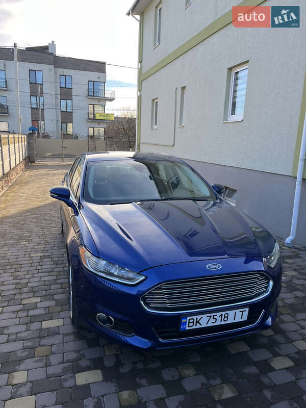 Седан Ford Fusion 2014 в Ровно фото 3 Седан Ford Fusion 2014 в Ровно