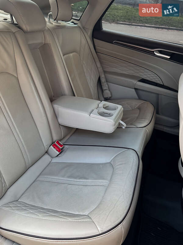 Седан Ford Fusion 2017 в Черкассах фото 10 Седан Ford Fusion 2017 в Черкассах