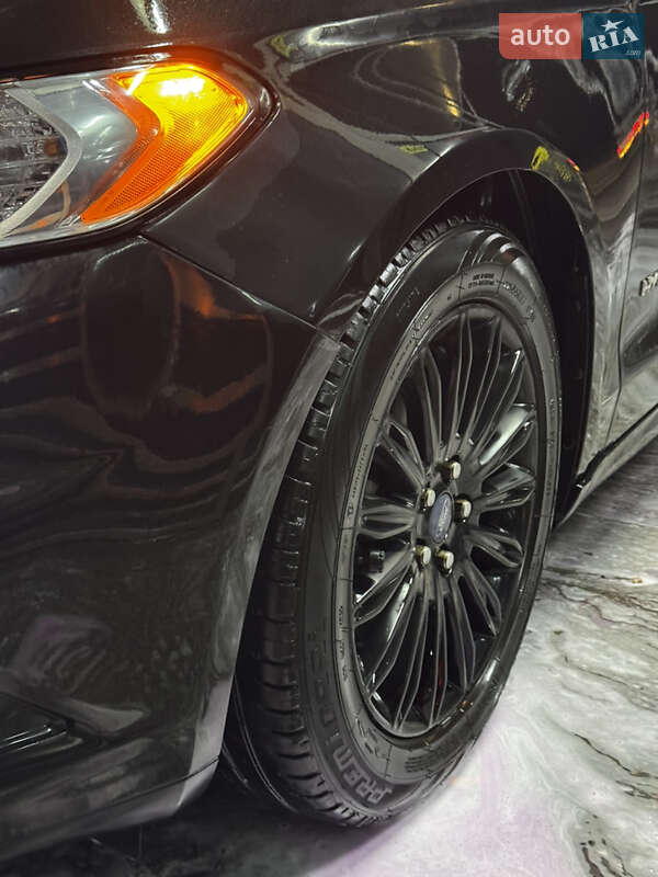 Седан Ford Fusion 2014 в Киеве фото 28 Седан Ford Fusion 2014 в Киеве