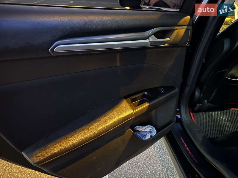 Седан Ford Fusion 2014 в Киеве фото 44 Седан Ford Fusion 2014 в Киеве