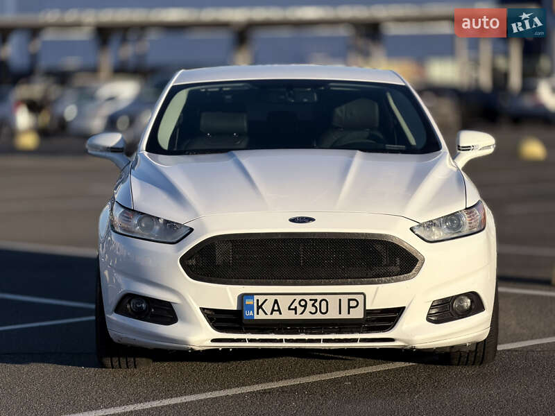 Седан Ford Fusion 2016 в Киеве фото 2 Седан Ford Fusion 2016 в Киеве