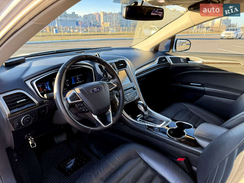 Седан Ford Fusion 2016 в Киеве фото 15 Седан Ford Fusion 2016 в Киеве
