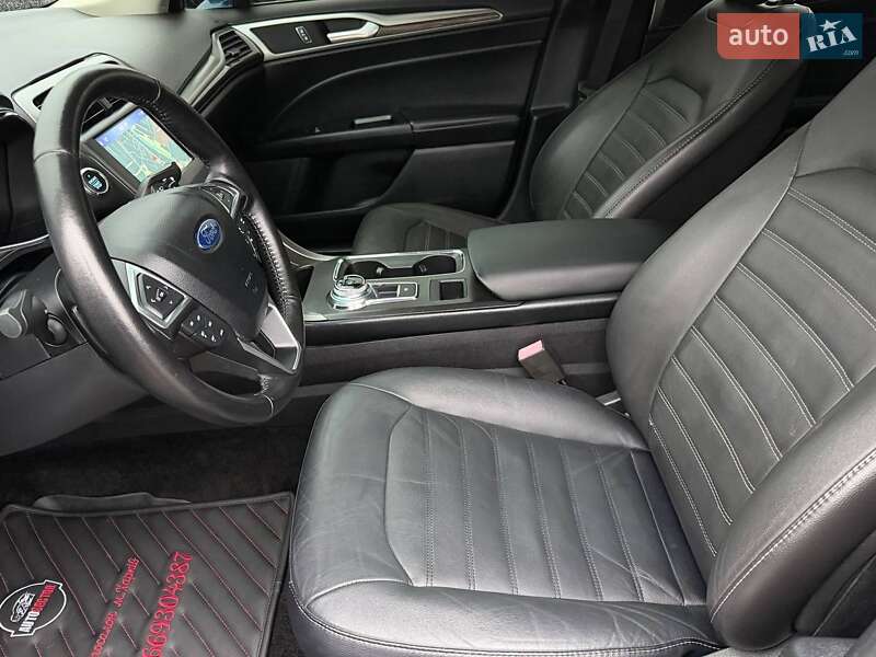 Седан Ford Fusion 2017 в Харькове