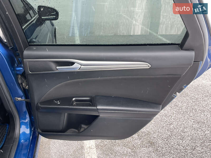 Седан Ford Fusion 2016 в Кропивницком фото 13 Седан Ford Fusion 2016 в Кропивницком