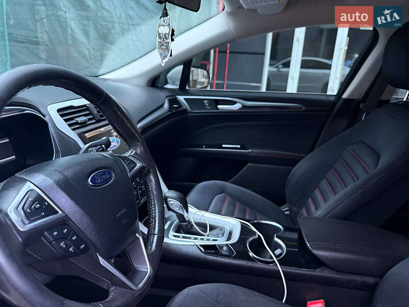 Седан Ford Fusion 2014 в Полтаве