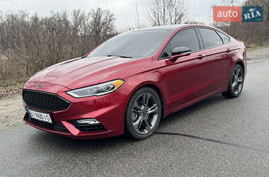 Седан Ford Fusion 2017 в Горішніх Плавнях