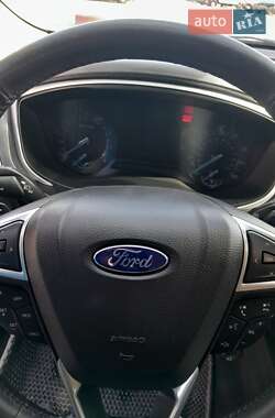 Седан Ford Fusion 2015 в Хмельницком