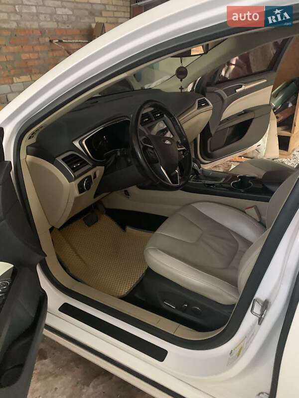 Седан Ford Fusion 2016 в Днепре