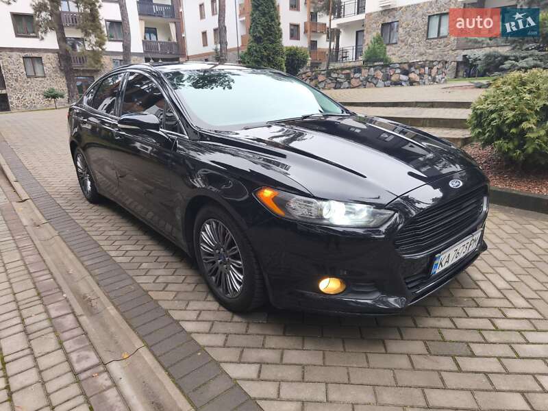 Седан Ford Fusion 2015 в Киеве