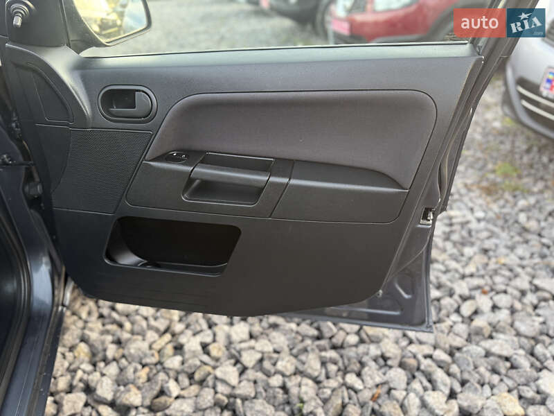 Хэтчбек Ford Fusion 2010 в Виннице фото 21 Хэтчбек Ford Fusion 2010 в Виннице