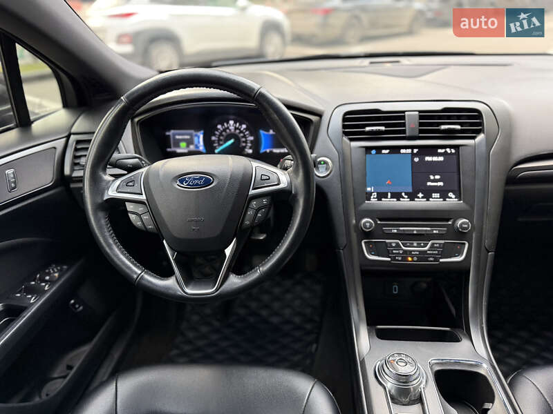 Седан Ford Fusion 2017 в Киеве