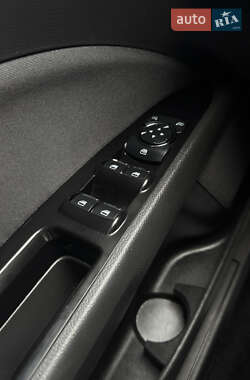 Седан Ford Fusion 2014 в Львове