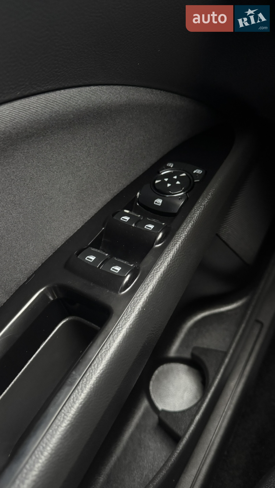2014 Ford Fusion - мініатюра 20
