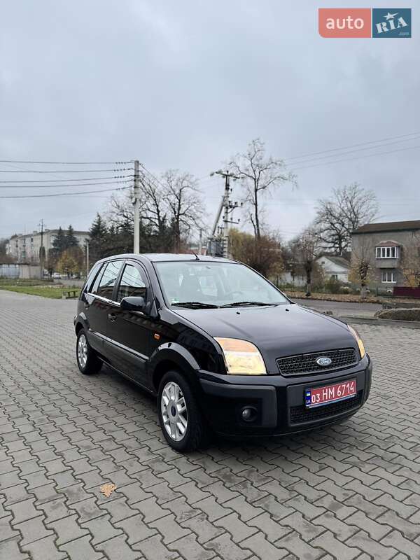 Хэтчбек Ford Fusion 2008 в Луцке фото 5 Хэтчбек Ford Fusion 2008 в Луцке