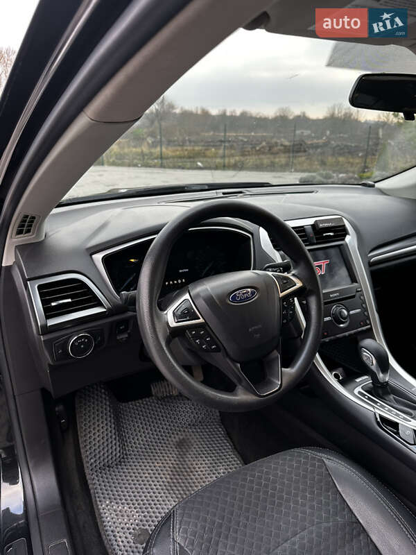 Седан Ford Fusion 2013 в Ровно фото 20 Седан Ford Fusion 2013 в Ровно