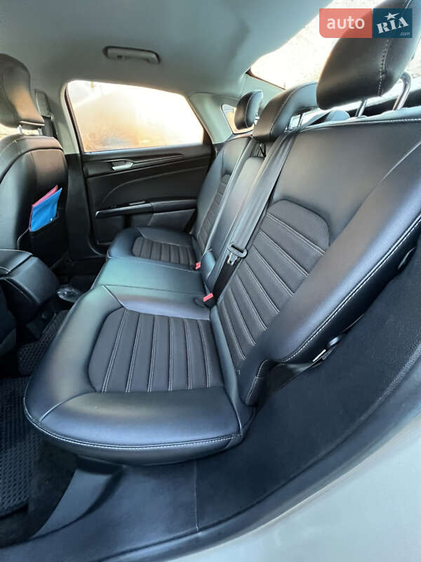 Седан Ford Fusion 2018 в Тернополе