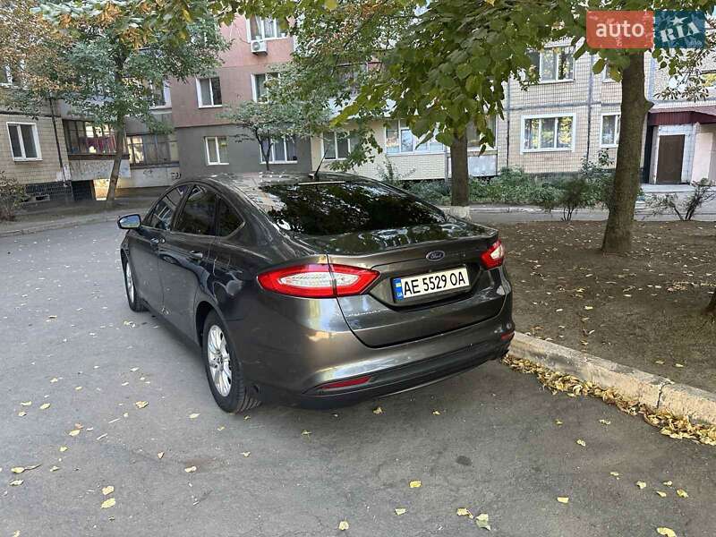 Седан Ford Fusion 2016 в Кривом Роге