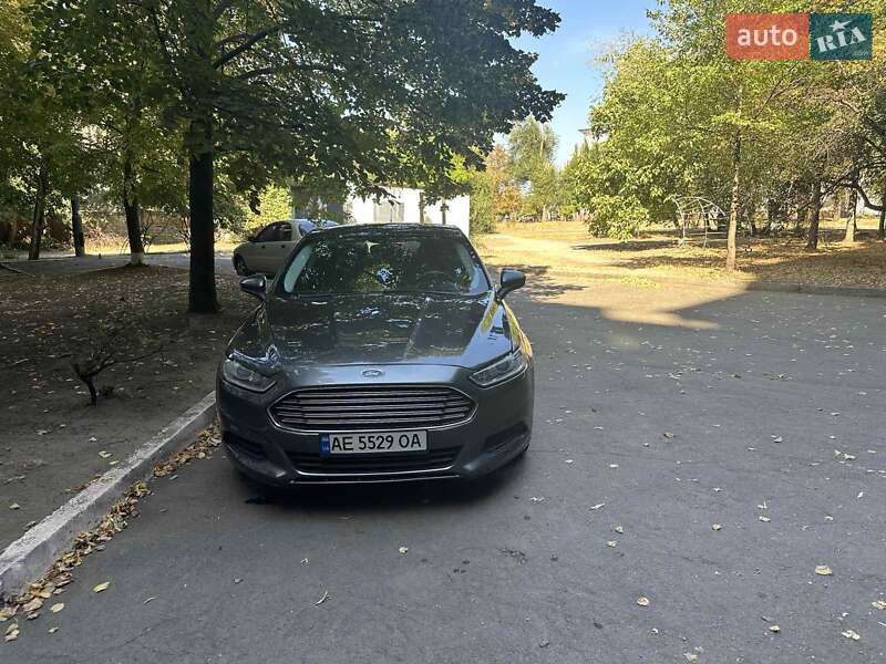 Седан Ford Fusion 2016 в Кривом Роге