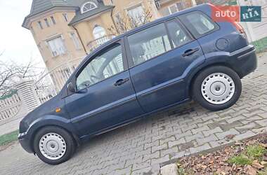 Хэтчбек Ford Fusion 2003 в Черновцах