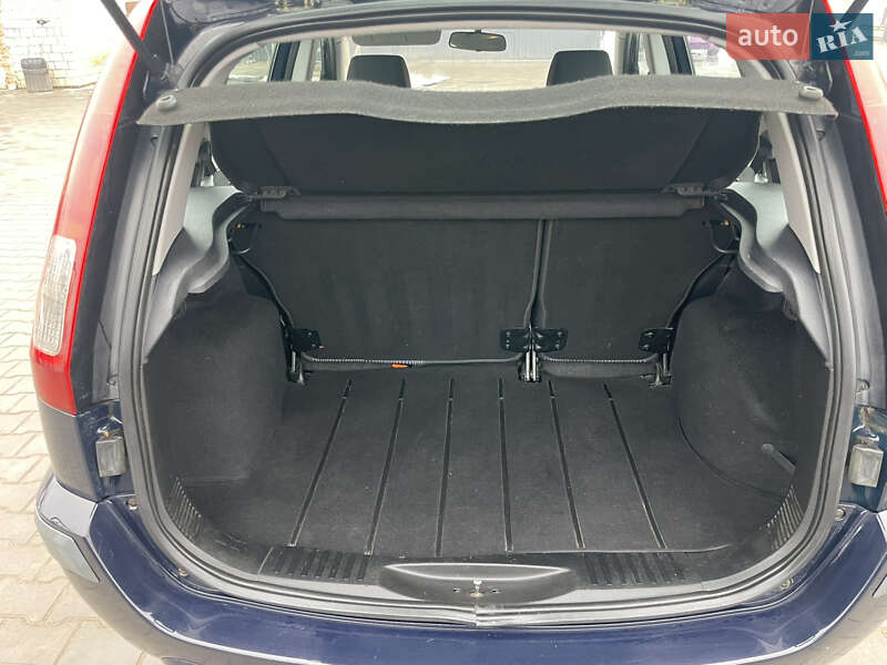 Хэтчбек Ford Fusion 2007 в Баре