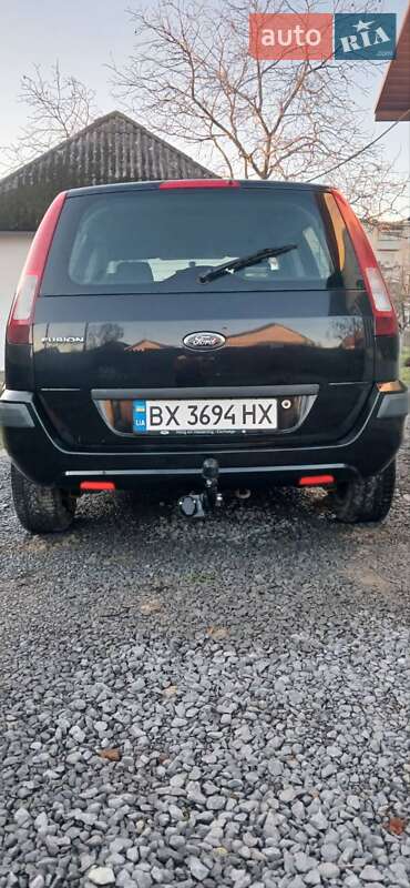 Хэтчбек Ford Fusion 2005 в Дунаевцах