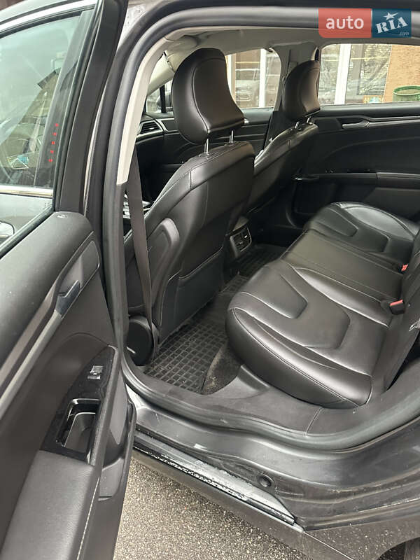 Седан Ford Fusion 2015 в Киеве