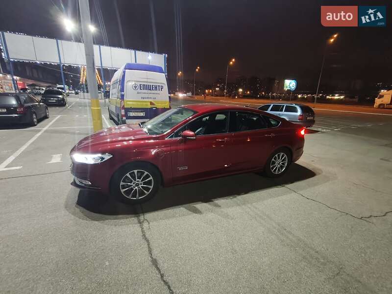 Седан Ford Fusion 2017 в Киеве фото 3 Седан Ford Fusion 2017 в Киеве