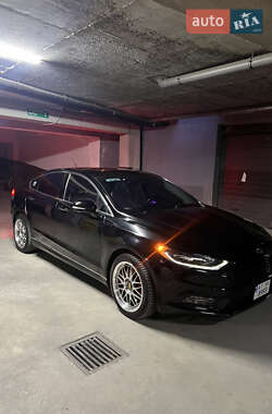 Седан Ford Fusion 2016 в Ивано-Франковске