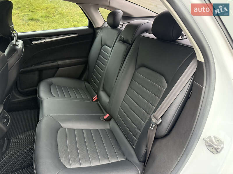 Седан Ford Fusion 2013 в Киеве