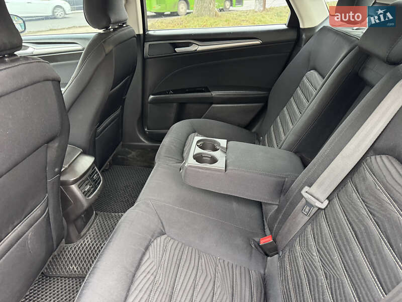 Седан Ford Fusion 2016 в Тернополе фото 19 Седан Ford Fusion 2016 в Тернополе