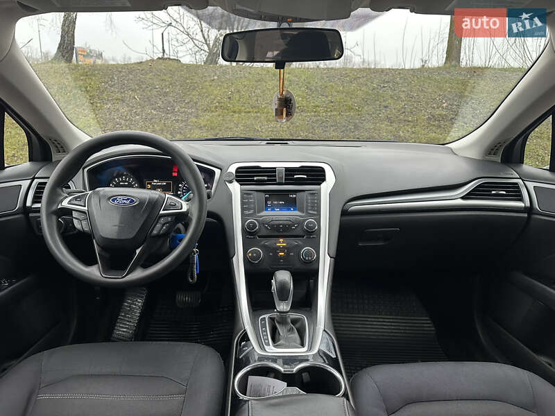 Седан Ford Fusion 2014 в Киеве