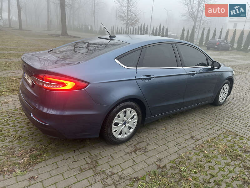 Седан Ford Fusion 2018 в Кривом Роге