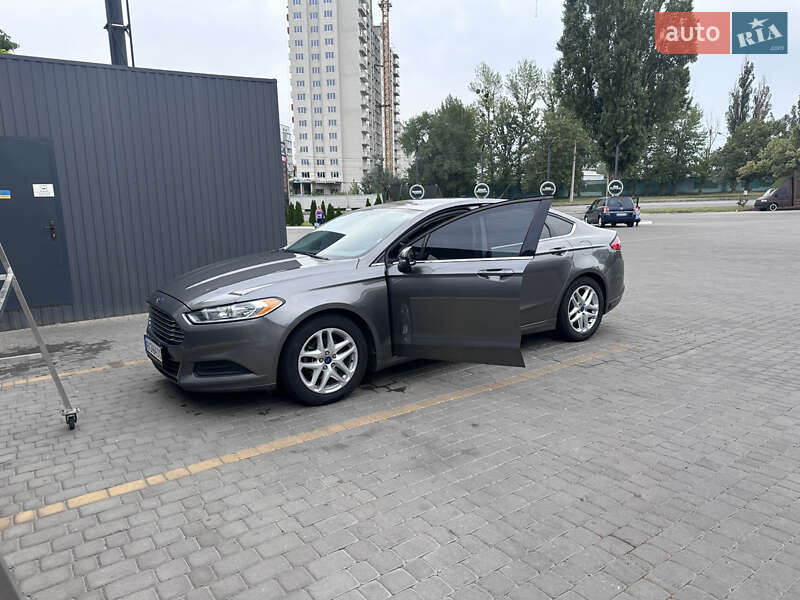 Седан Ford Fusion 2013 в Харькове