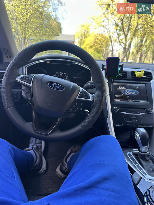 Седан Ford Fusion 2013 в Харькове