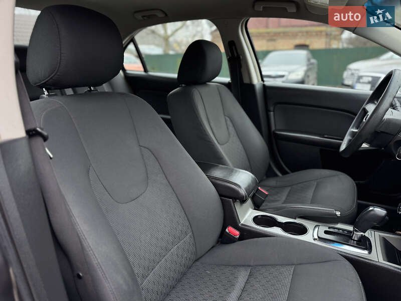 Седан Ford Fusion 2011 в Бердичеве