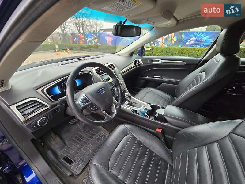 Седан Ford Fusion 2015 в Киеве