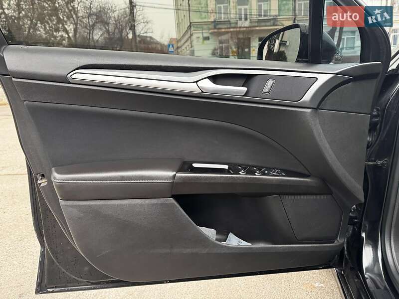 Седан Ford Fusion 2013 в Киеве