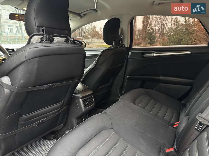 Седан Ford Fusion 2013 в Киеве