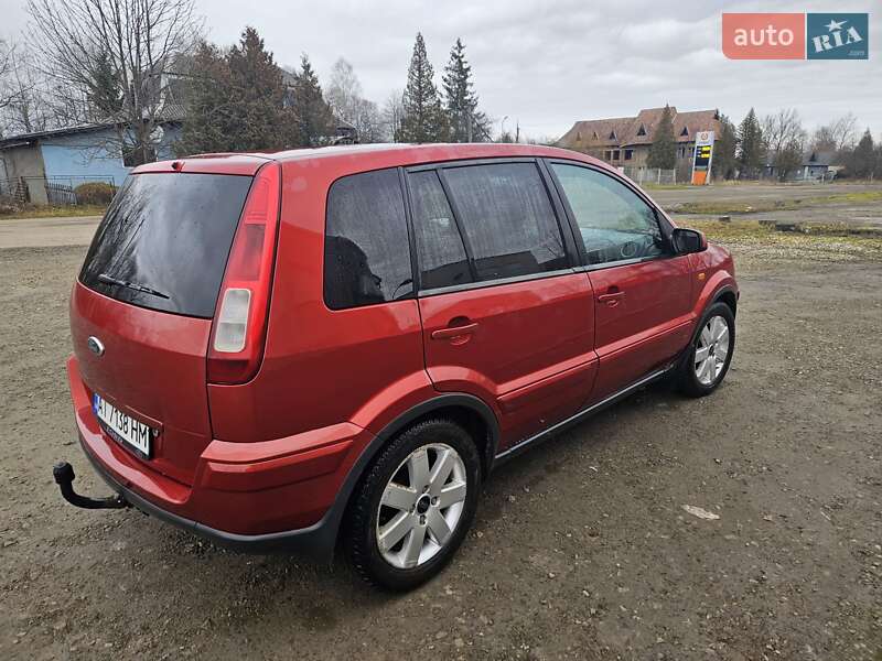 Хэтчбек Ford Fusion 2006 в Долине