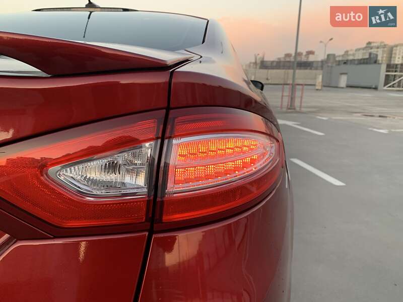 Седан Ford Fusion 2015 в Киеве
