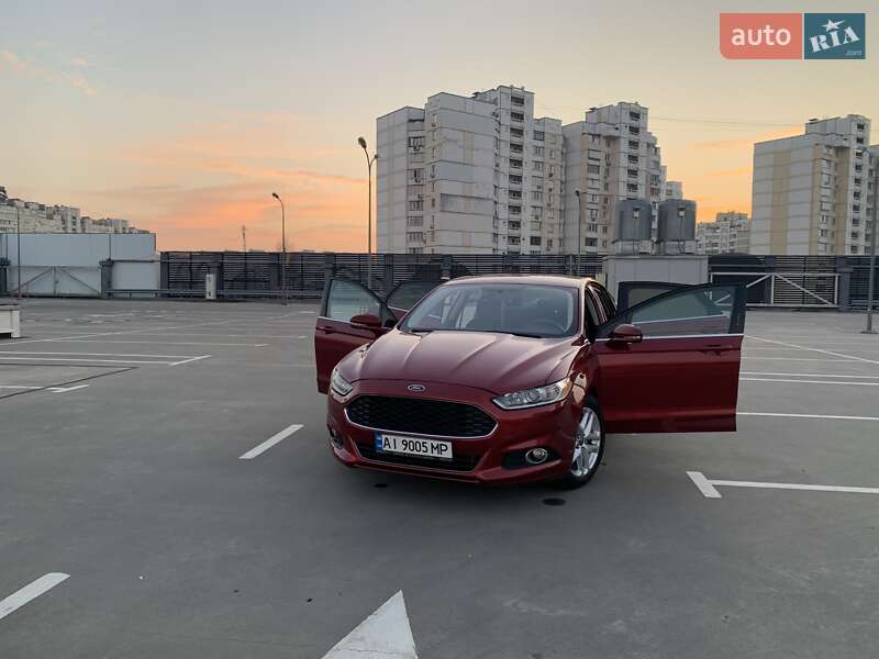 Седан Ford Fusion 2015 в Киеве