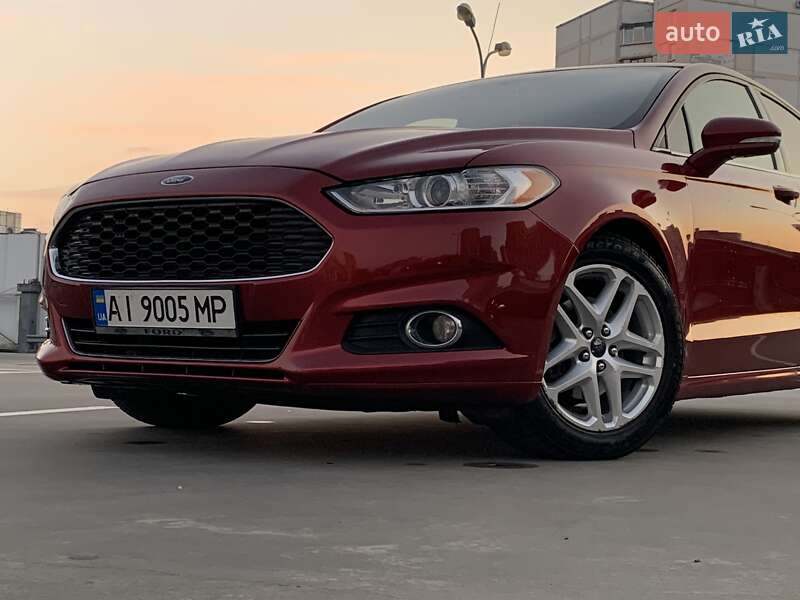 Седан Ford Fusion 2015 в Киеве