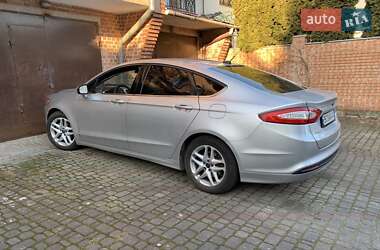 Седан Ford Fusion 2013 в Львові
