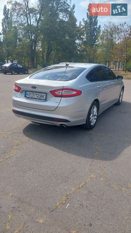 Седан Ford Fusion 2012 в Днепре