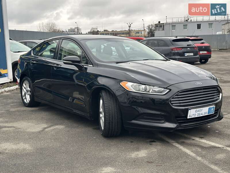 Седан Ford Fusion 2015 в Киеве